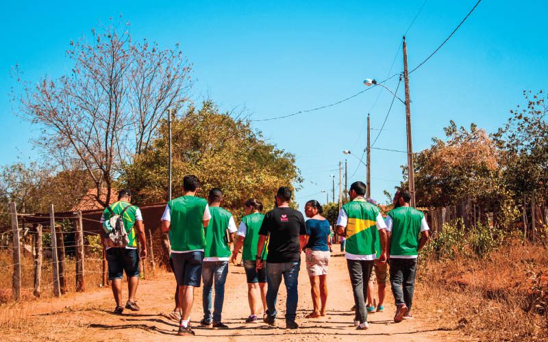 Entrega de cestas básicas